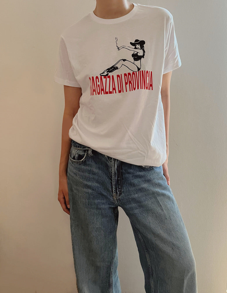 RAGAZZA DI PROVINCIA MAGLIETTA