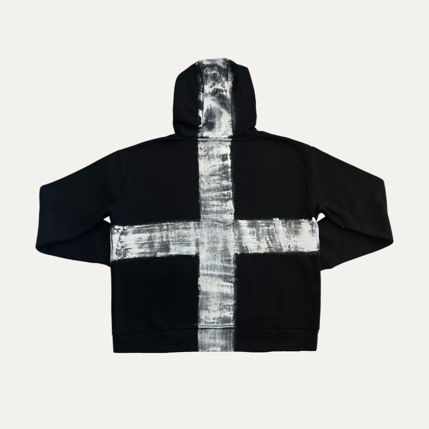x CROSS HOODIE