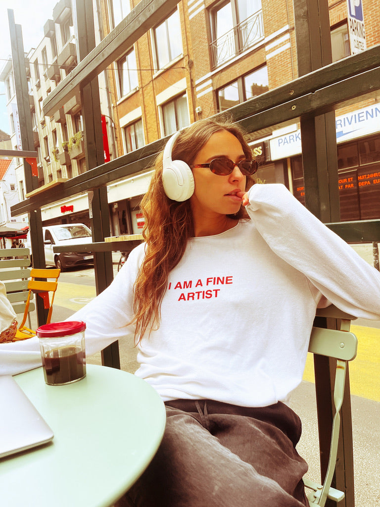 I'M A FINE ARTIST T-SHIRT
