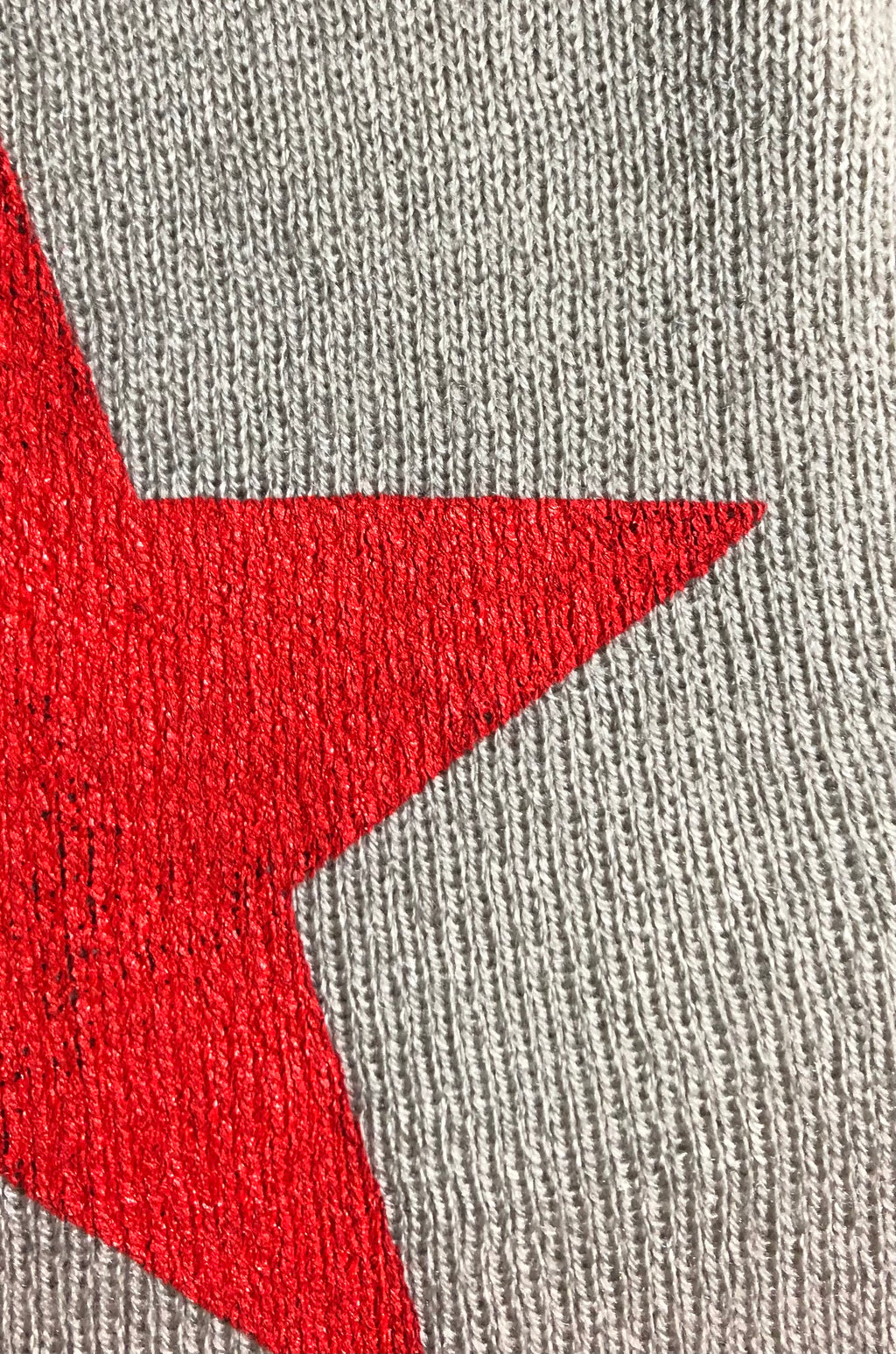 Star Graphic Beanie Red