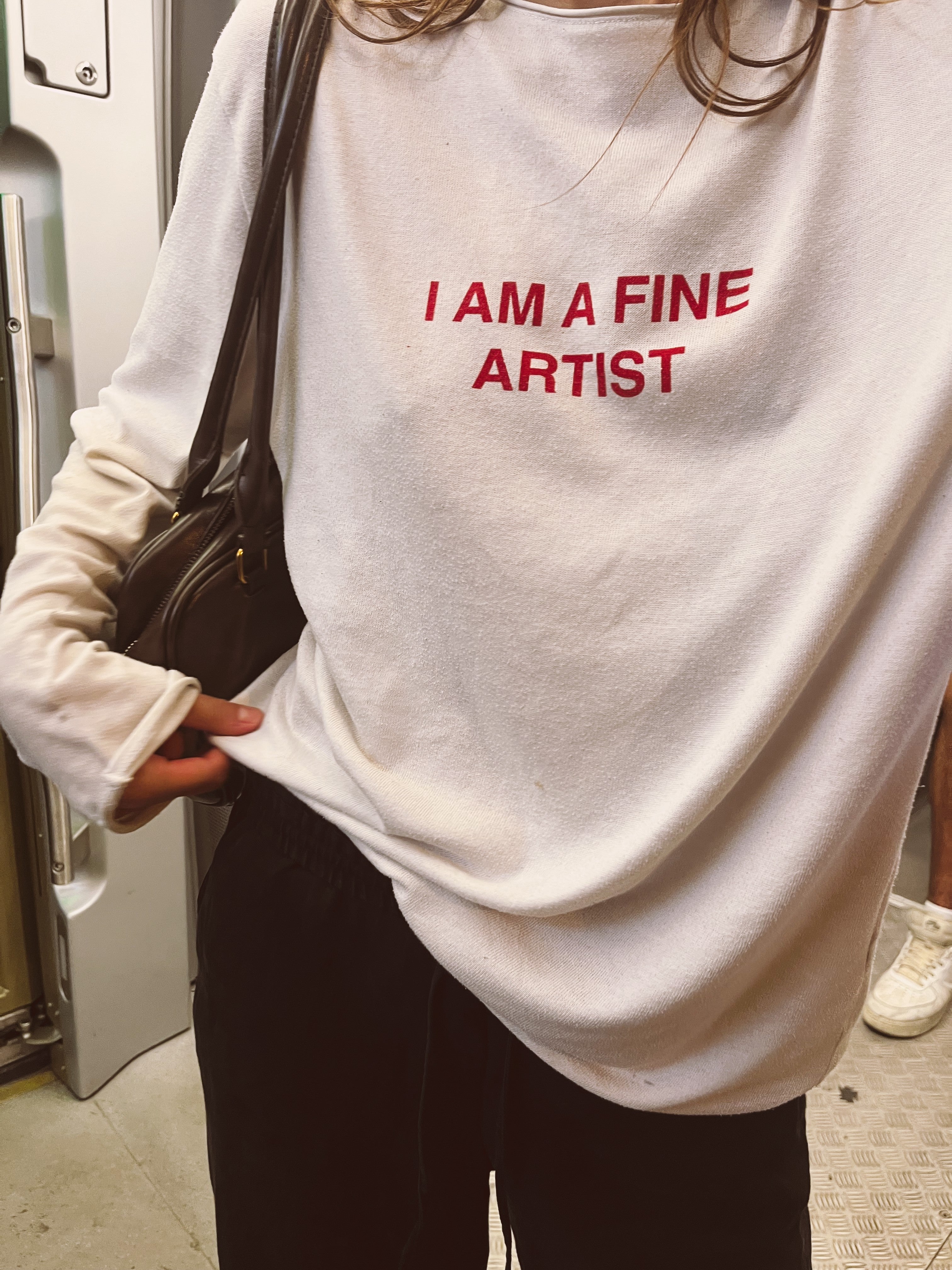 I'M A FINE ARTIST T-SHIRT